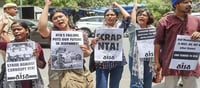 NEET UG 2024: गुजरात के 50 से अधिक सफल परीक्षार्थियों ने केंद्र से 5 मई की परीक्षा रद्द न करने का आग्रह किया